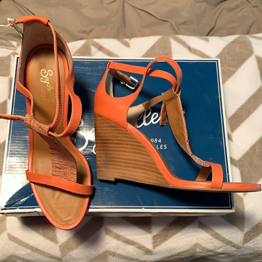 Seychelles women’s 7.5 salmon wedges